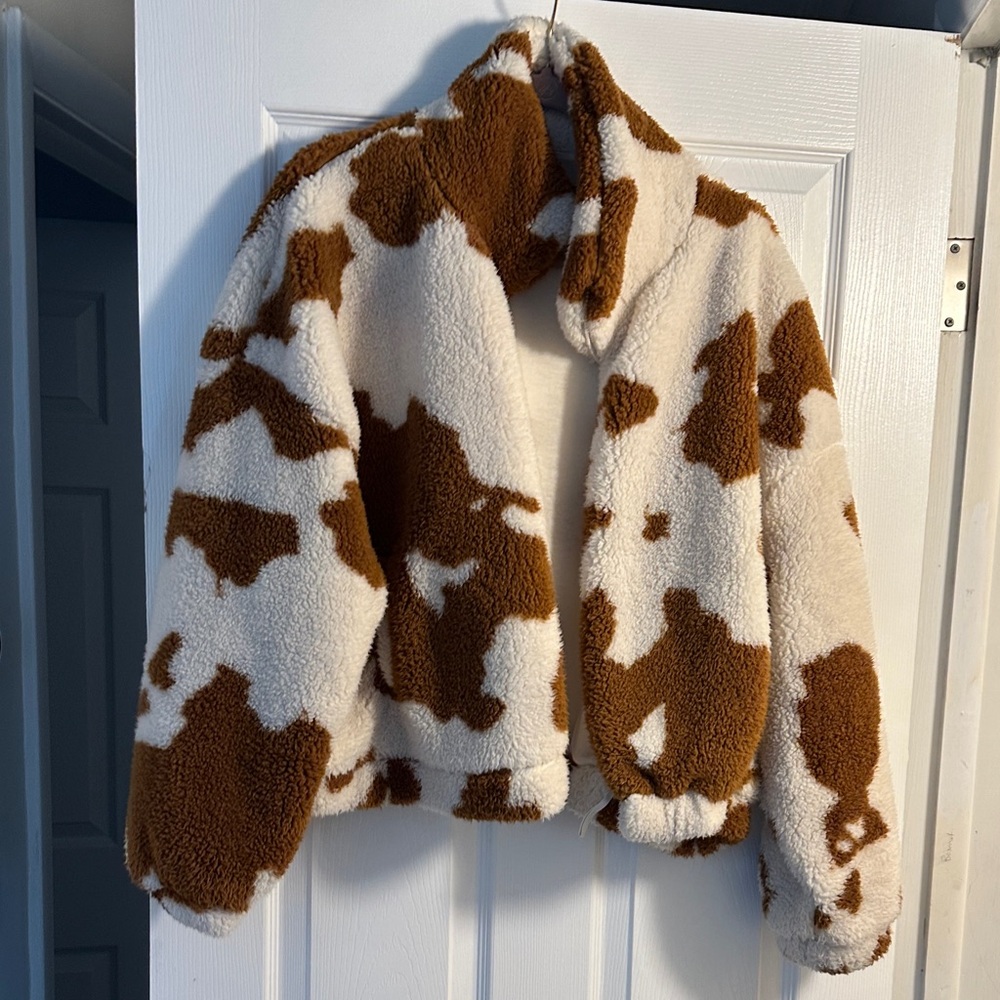 Urban Outfitters Brown and White Puffer Jacket